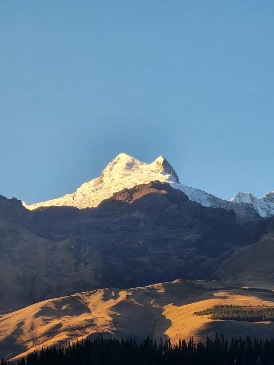 Lhotse Hostel B&B Huaraz  Exterior foto