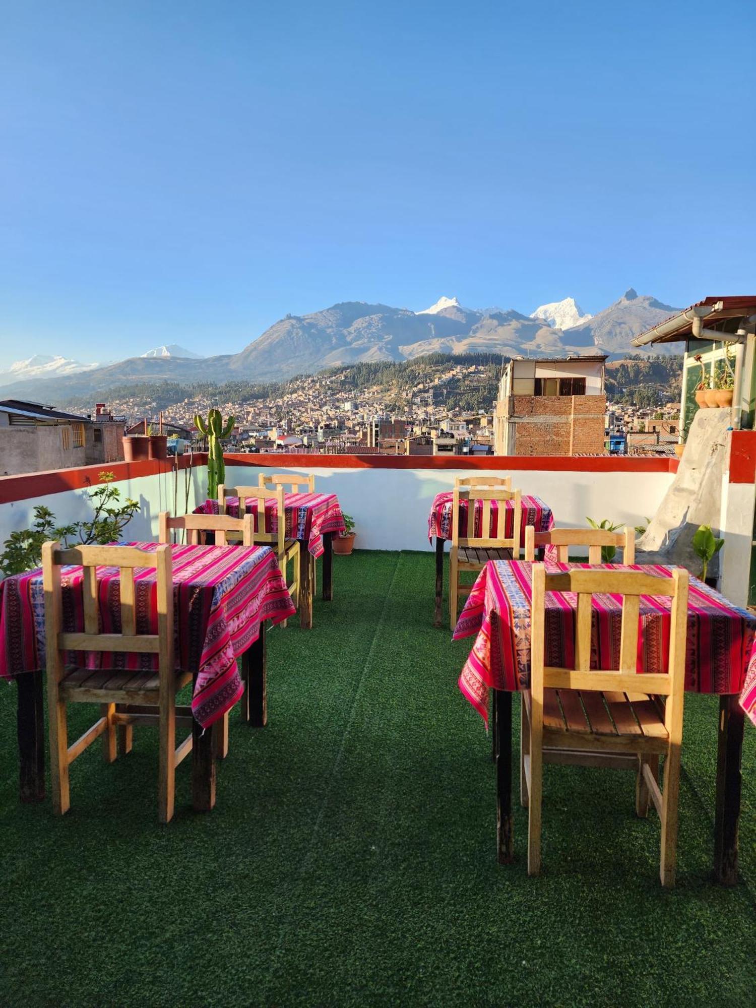 Lhotse Hostel B&B Huaraz  Exterior foto