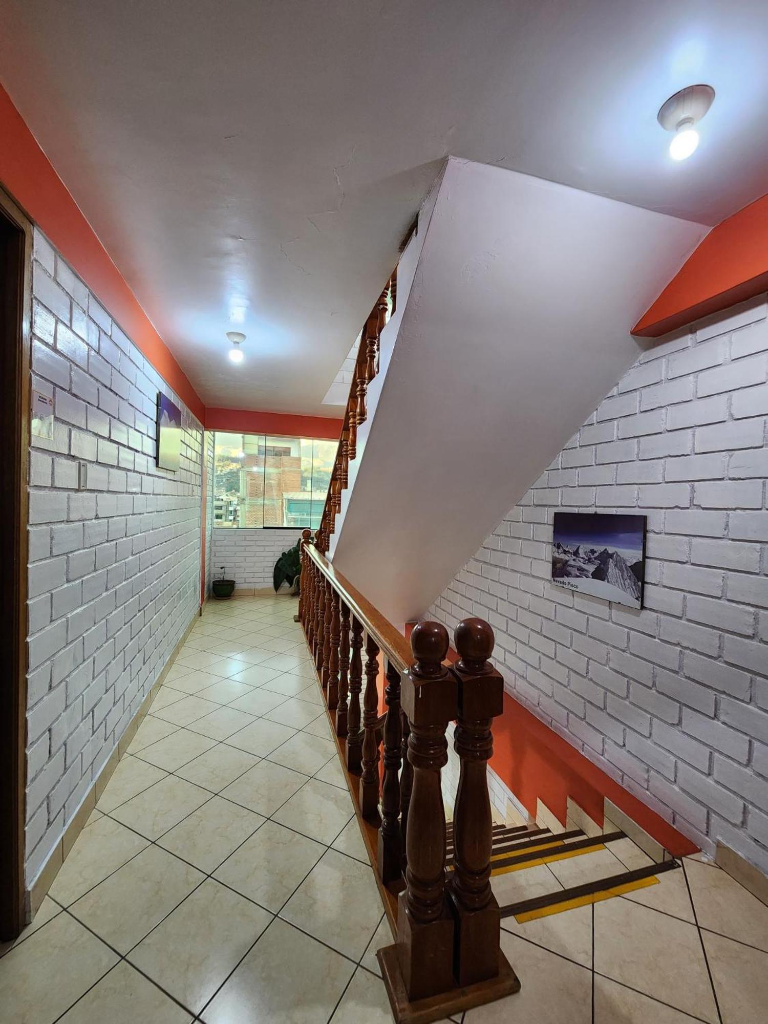 Lhotse Hostel B&B Huaraz  Exterior foto