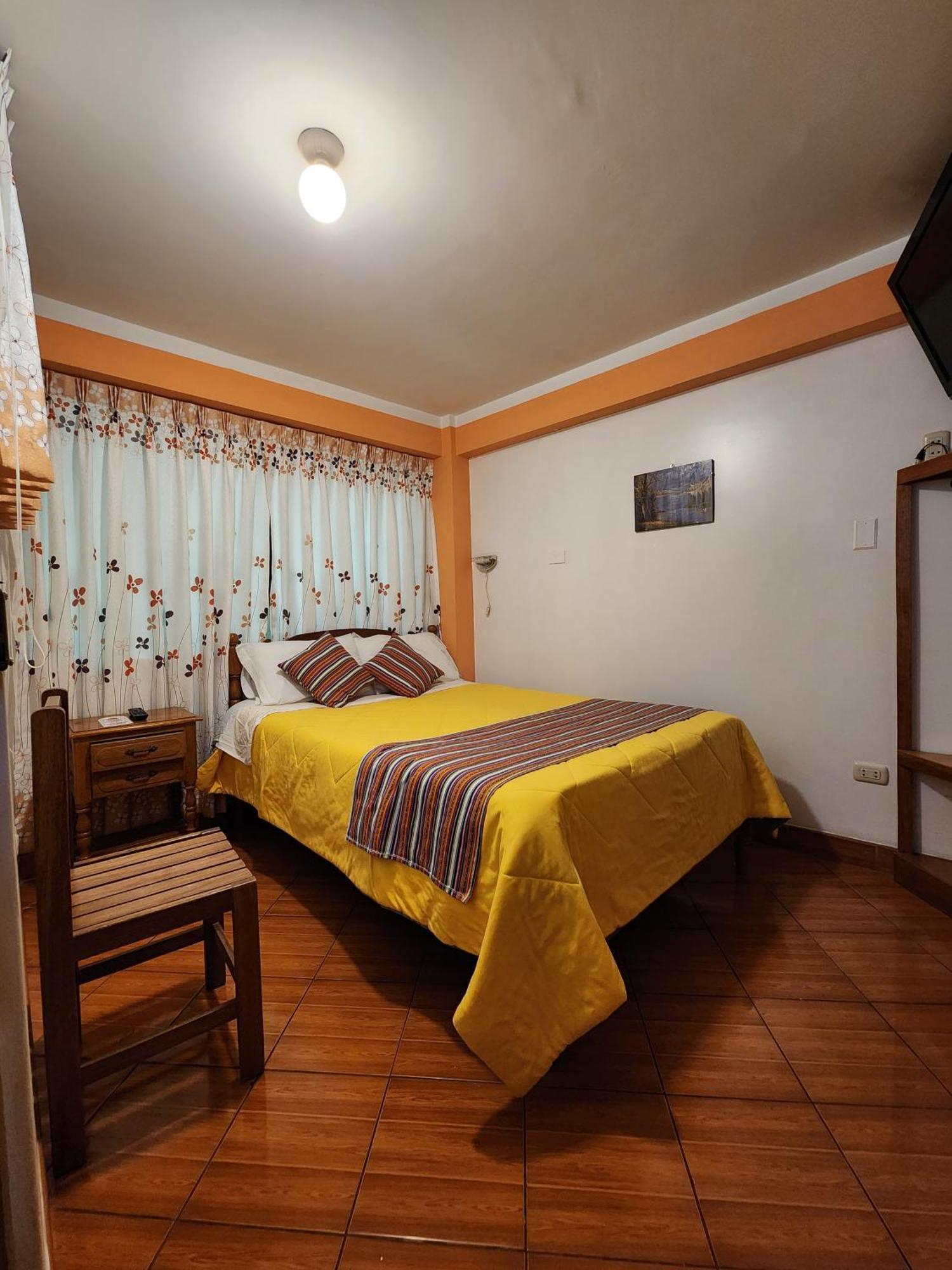 Lhotse Hostel B&B Huaraz  Exterior foto